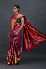 Mangenta Kanjeevaram Sareeuntitled (3 of 10)